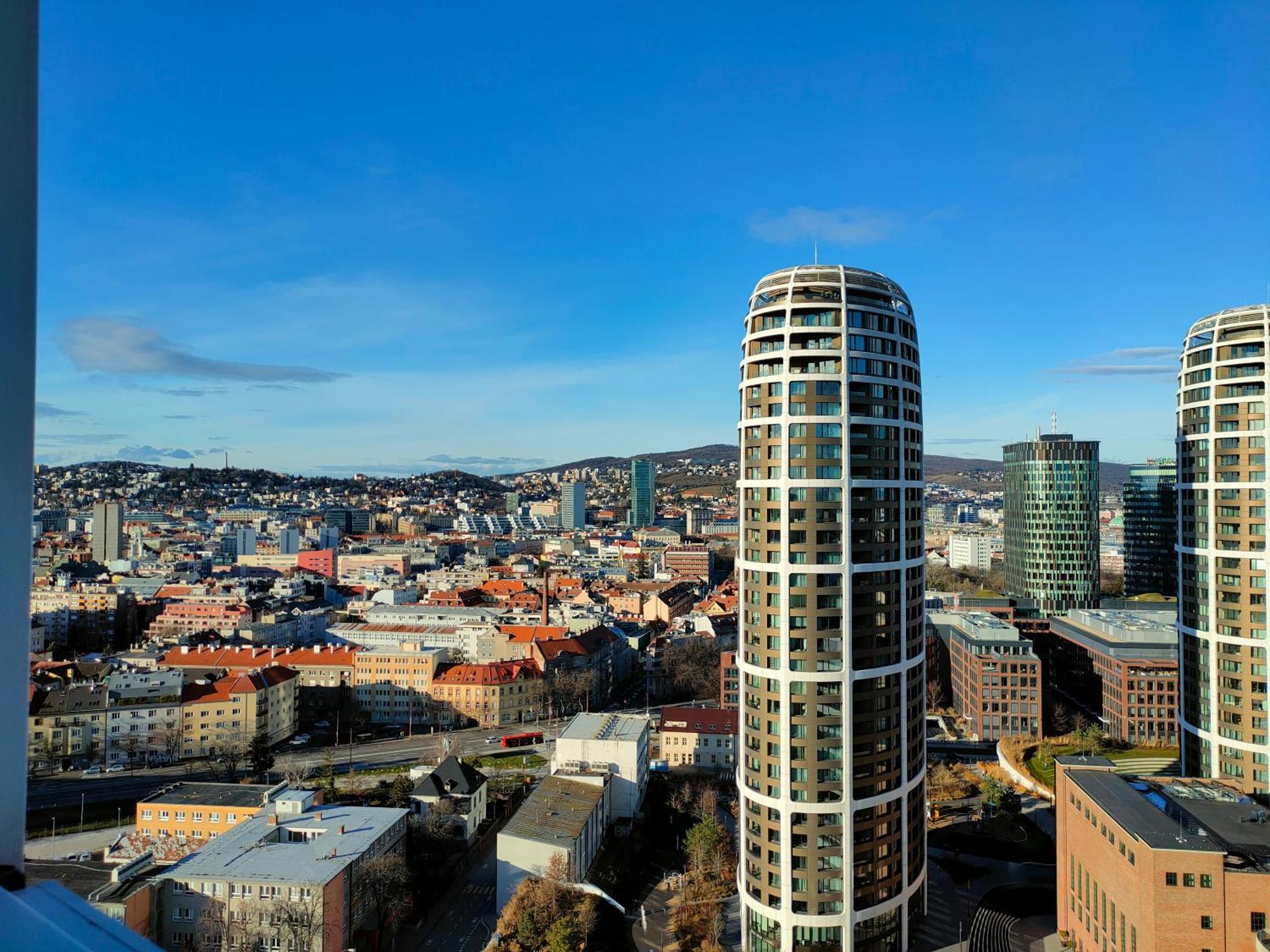 Sag Romantic 22 Floor Panorama City Free Parking Free Wifi Bratislava Exterior foto