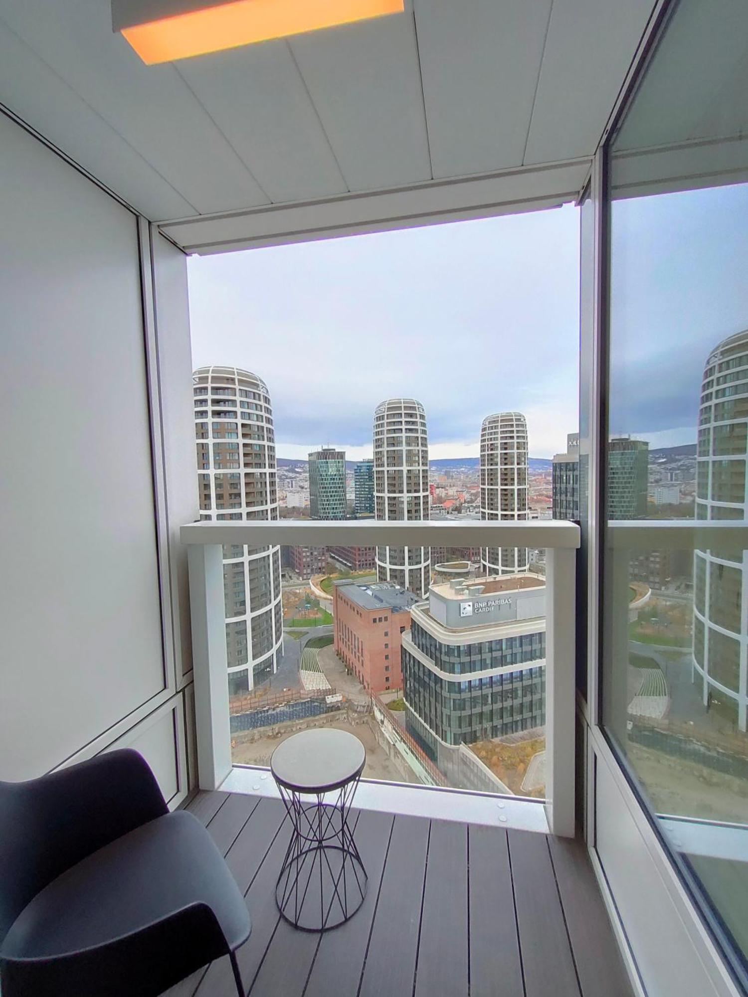 Sag Romantic 22 Floor Panorama City Free Parking Free Wifi Bratislava Exterior foto